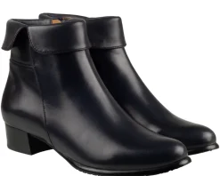 Everybody Brittney Enkellaarzen