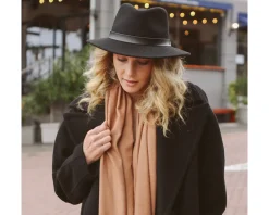 House of Ord Blake Hoed