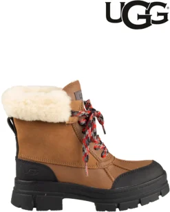 UGG Ashton Addie Enkellaarzen