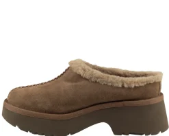 UGG New Heights Cozy Clog