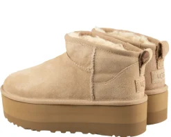UGG Ultra Mini Platform